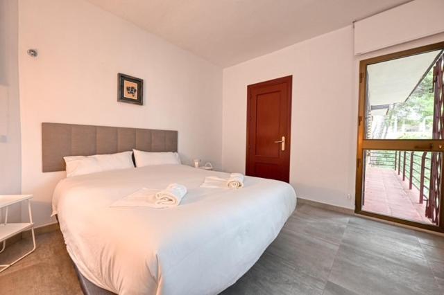 Villa Oasis Pinares De San Anton -pool, Sea, Near Center-
